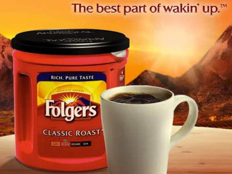Outro exemplo da publicidade do café: folgers, the best part wakin'up.